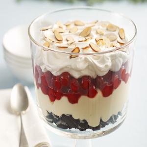 Holiday Brownie-Berry Bowl_image