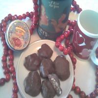 Love Nibbles * Valentine's * Caramel Pecan Clusters_image