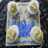 Curried Stuffed Eggs_image