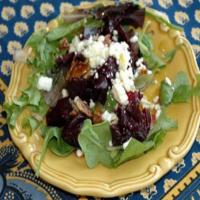 Roasted Beet, Goat Cheese and Pecan Salad_image