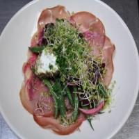 Marinated Haricots Verts with Prosciutto and Goat Cheese image