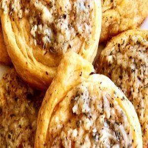 Crescent Dough Garlic Bread Recipe_image