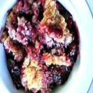 BERRY COBBLER WITH COCONUT WALNUT TOPPING_image