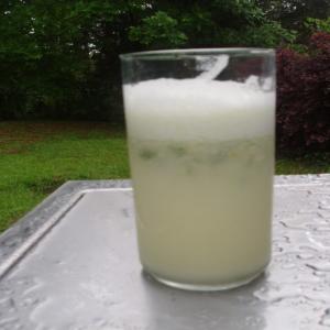 Refreshing Brazilian Lemonade_image
