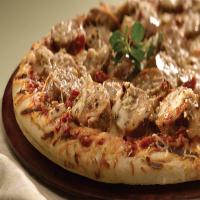 Grilled Mediterranean Greek Pizza with Sundried Tomato Chicken Sausage_image