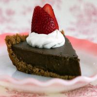 Old-Fashioned Chocolate Pudding Pie_image