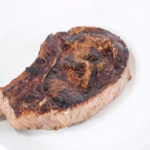 Roadhouse Steaks With Ancho Chili Rub_image