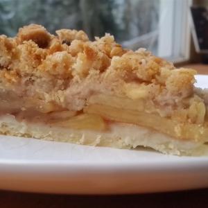 Dutch Apple Pie with Oatmeal Streusel_image