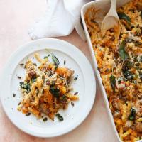 Butternut squash, sausage, spinach & mushroom pasta bake image