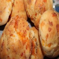 Delicious Red Lobster's Cheddar Biscuits image
