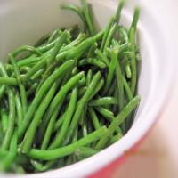 Ridiculously Easy Lemony Green Beans image