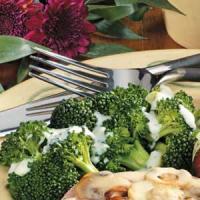 Broccoli with Mustard Sauce for Four_image