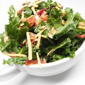 Kale Salad with Balsamic Dressing_image