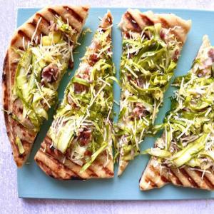 Grilled Spring Pizza with Asparagus, Leeks and Pancetta image
