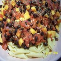 Penne Pasta With Black Beans and Mango_image