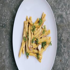 Strozzapreti Carbonara With Radishes Recipe_image
