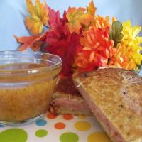 Ham & Manchego Panini With Dipping Sauce_image