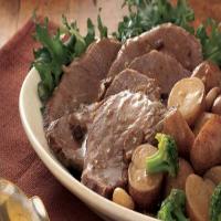 Slow-Cooker Garlic Braised Beef and Potatoes_image