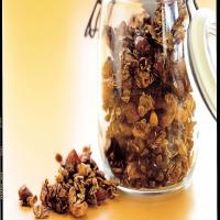 Chunky Date, Coconut and Almond Granola_image