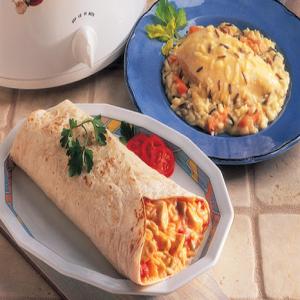Slow Cooker Nacho Chicken & Rice Wraps_image