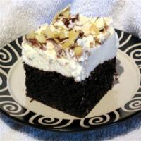 Dreamy Chocolate Cake With Frosting_image