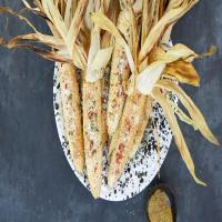 Grilled Corn with Chile-Lime Salt_image