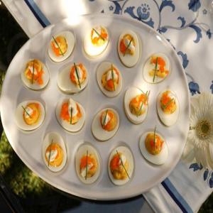 Deviled Eggs with Caviar_image