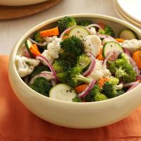 Crunchy Vegetable Salad image
