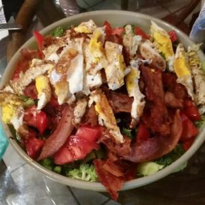 Bacon and Egger Dinner Salad image