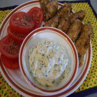 Jerk Chicken Wings With Creamy Dipping Sauce_image