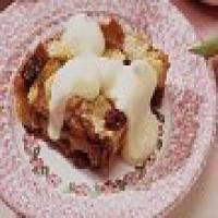 Cinnamon Raisin Bread Pudding with Custard Sauce_image