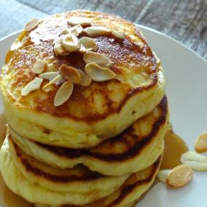 Gluten-Free Honey-Nuts-n-Oats Pancakes_image
