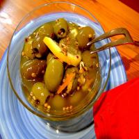 Gourmet Green Olives_image