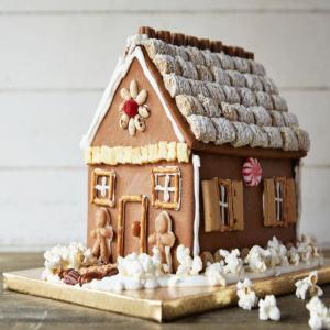 Salted Caramel Gingerbread House_image