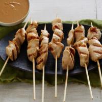 Chicken Sate with Spicy Peanut Dipping Sauce image