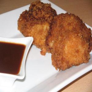 Japanese Crumbed Pork With Dipping Sauce_image