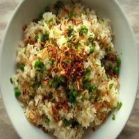 PEAS AND RICE WITH CRISPY SHALLOTS_image