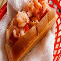 Connecticut-Style Lobster Roll image