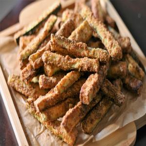 Low-Carb Air Fryer Zucchini Fries image