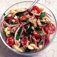 Tuna & butterbean salad image