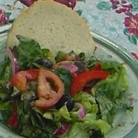 Linda's Italian Salad With Spicy Italian Dressing_image
