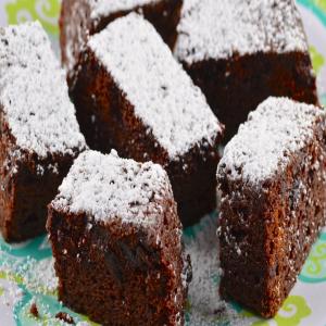 Slow Cooker Brownie Cake Squares_image