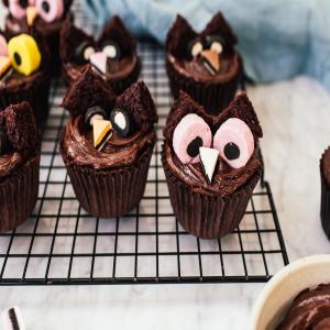 Twit Twooo, Hooting Halloween Owls - Halloween Cupcakes/Muffins_image