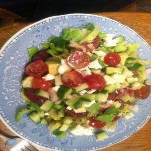 Luscious Greek Salad_image