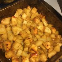 Roasted Potatoes and Apples_image