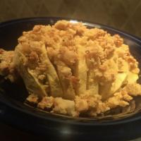 Hasselback Apples with Granola Streusel_image