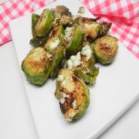 Quick and Easy Pan-Roasted Brussels Sprouts with Gorgonzola Cheese_image