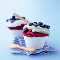 Vanilla-Raspberry Sundaes with Spoon-Shaped Cookies image