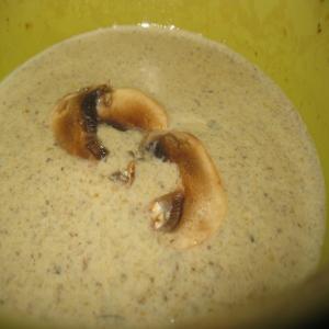 Creamy Mushroom & Roasted Onion Soup_image