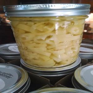 Pickled Banana Peppers Recipe - (4.4/5)_image